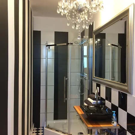 Artrooms Lägenhet *