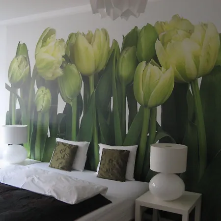 아파트 Artrooms *